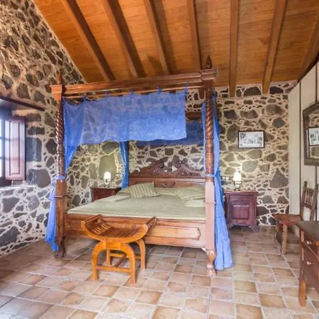 Rural Mahoh Hotel